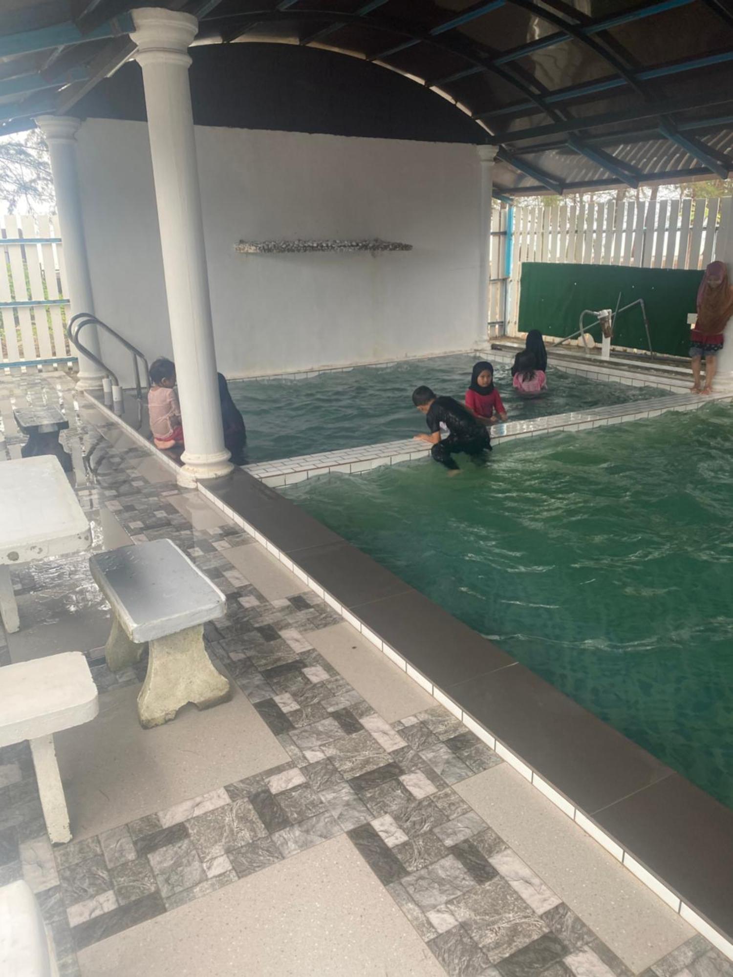 Paka Tamim Seaview Hotel Экстерьер фото